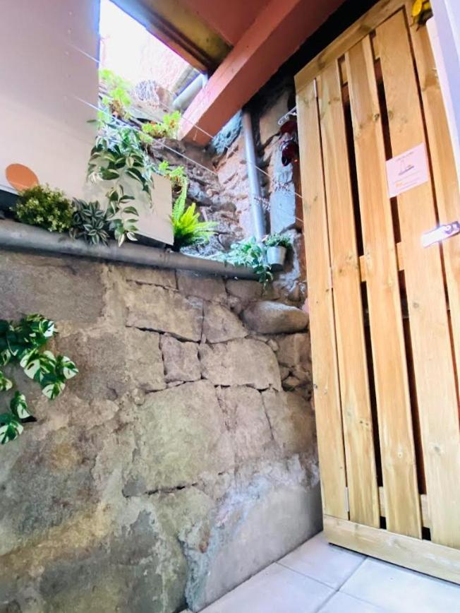 Le Navarre, charmant T2 familial équipé, en rez-de-chaussée, très bien situé en centre ville de Cauterets Esterno foto